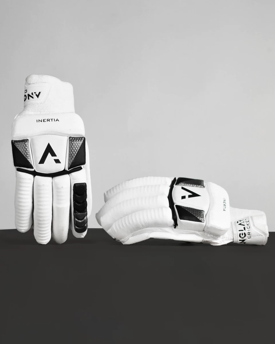 ANGLAR white cricket sausage batting gloves